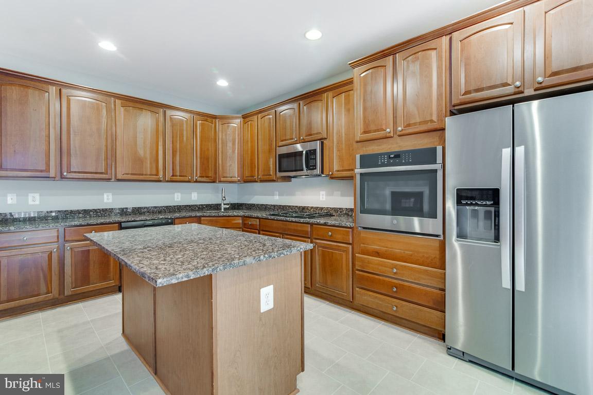 LORTON VALLEY NORTH - Residential