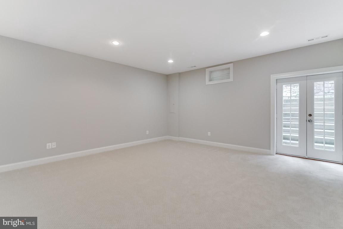 LORTON VALLEY NORTH - Residential