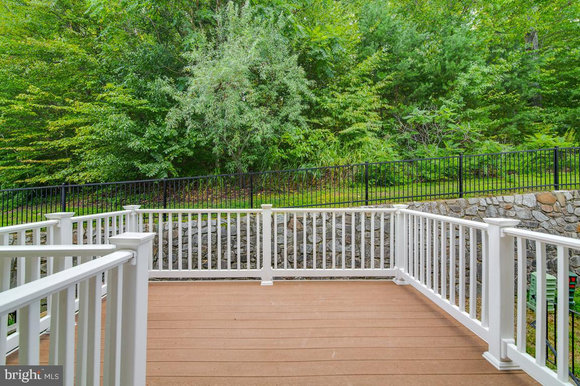 LORTON VALLEY NORTH - Residential