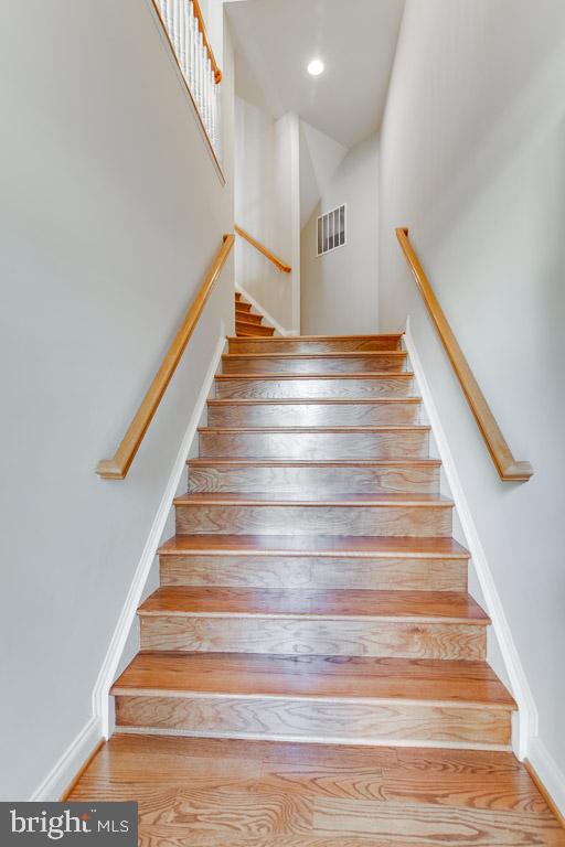 LORTON VALLEY NORTH - Residential