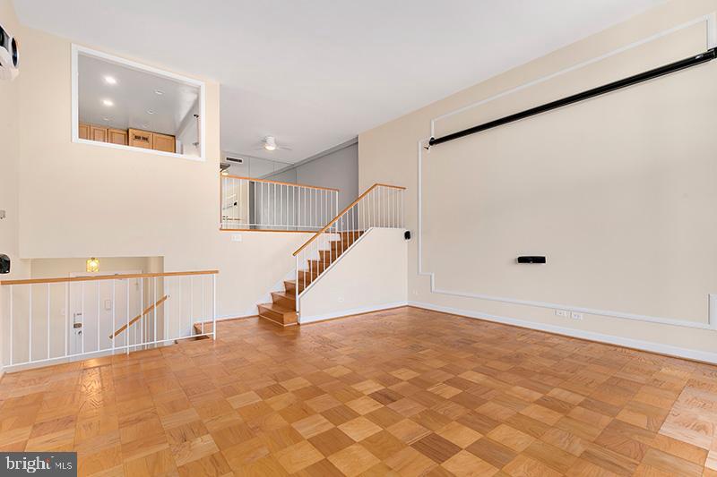 PROSPECT HOUSE - Residential