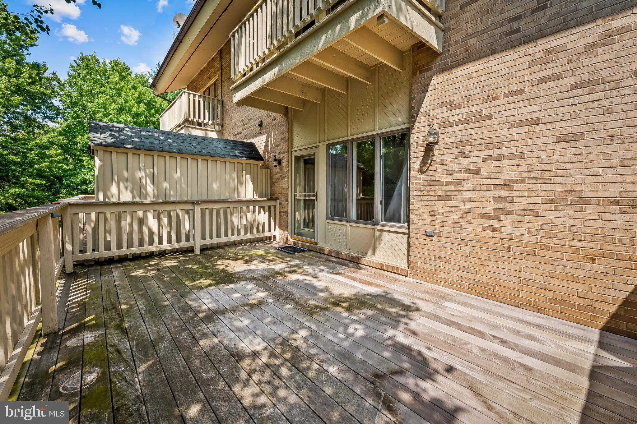 NORTH ROLAND PARK - Residential