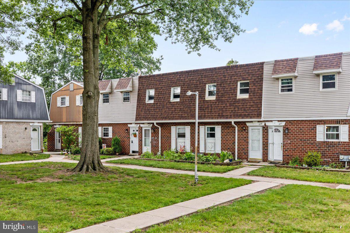 630 VILLAGE LANE