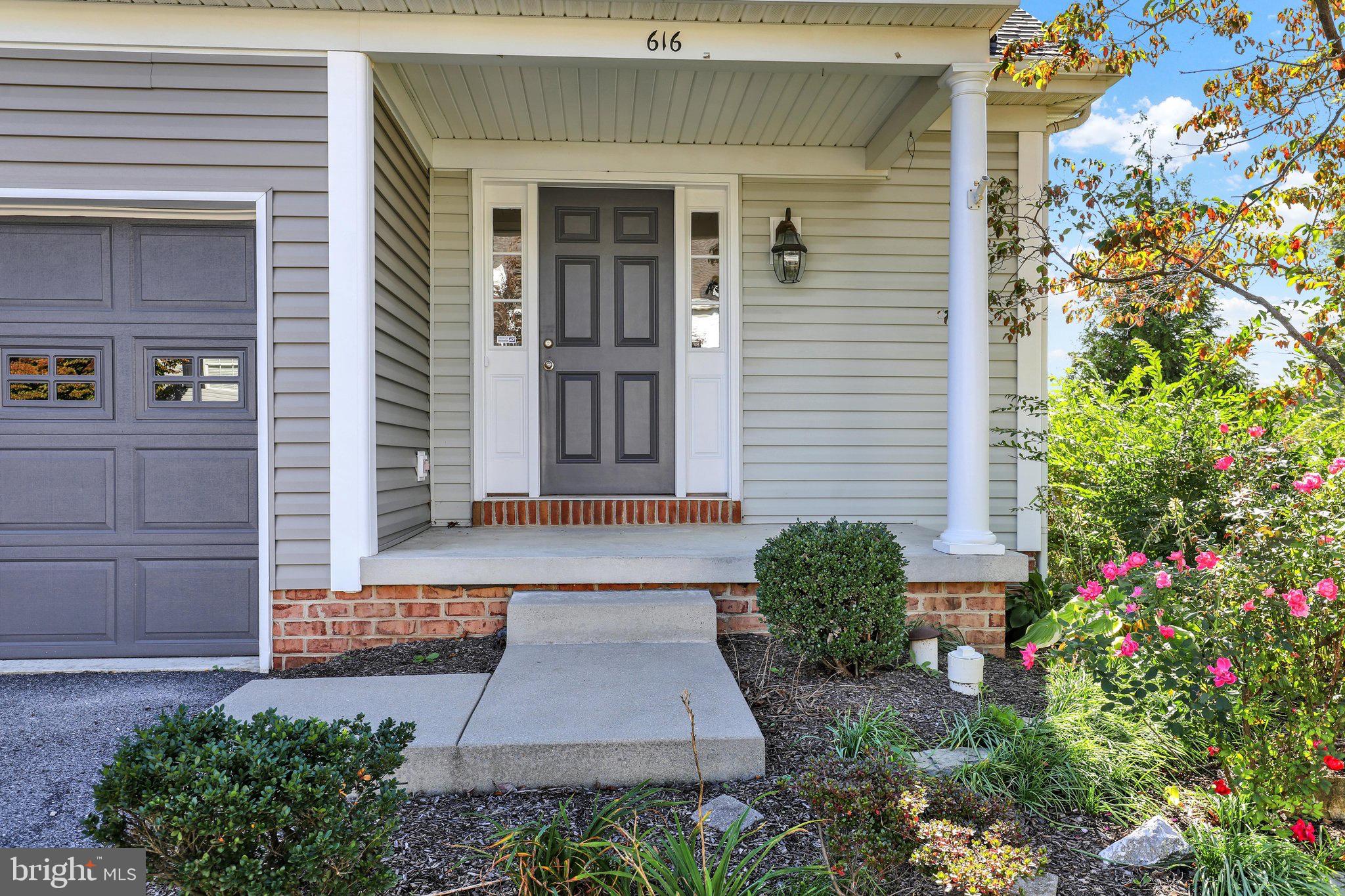 616 CHATHAM WAY