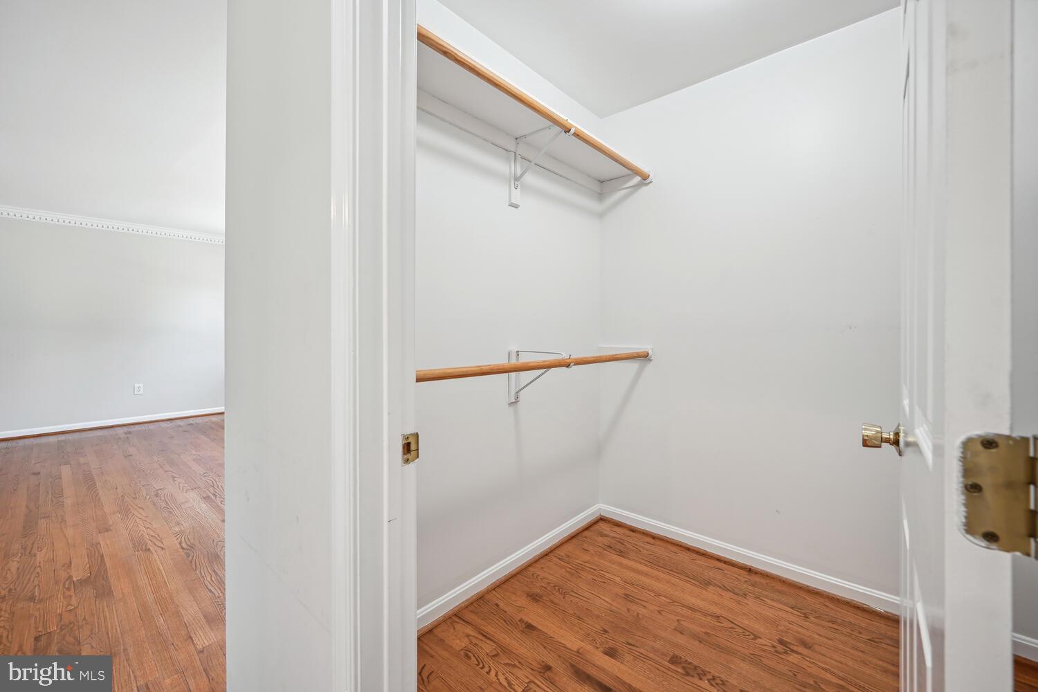 POTOMAC FALLS - Residential