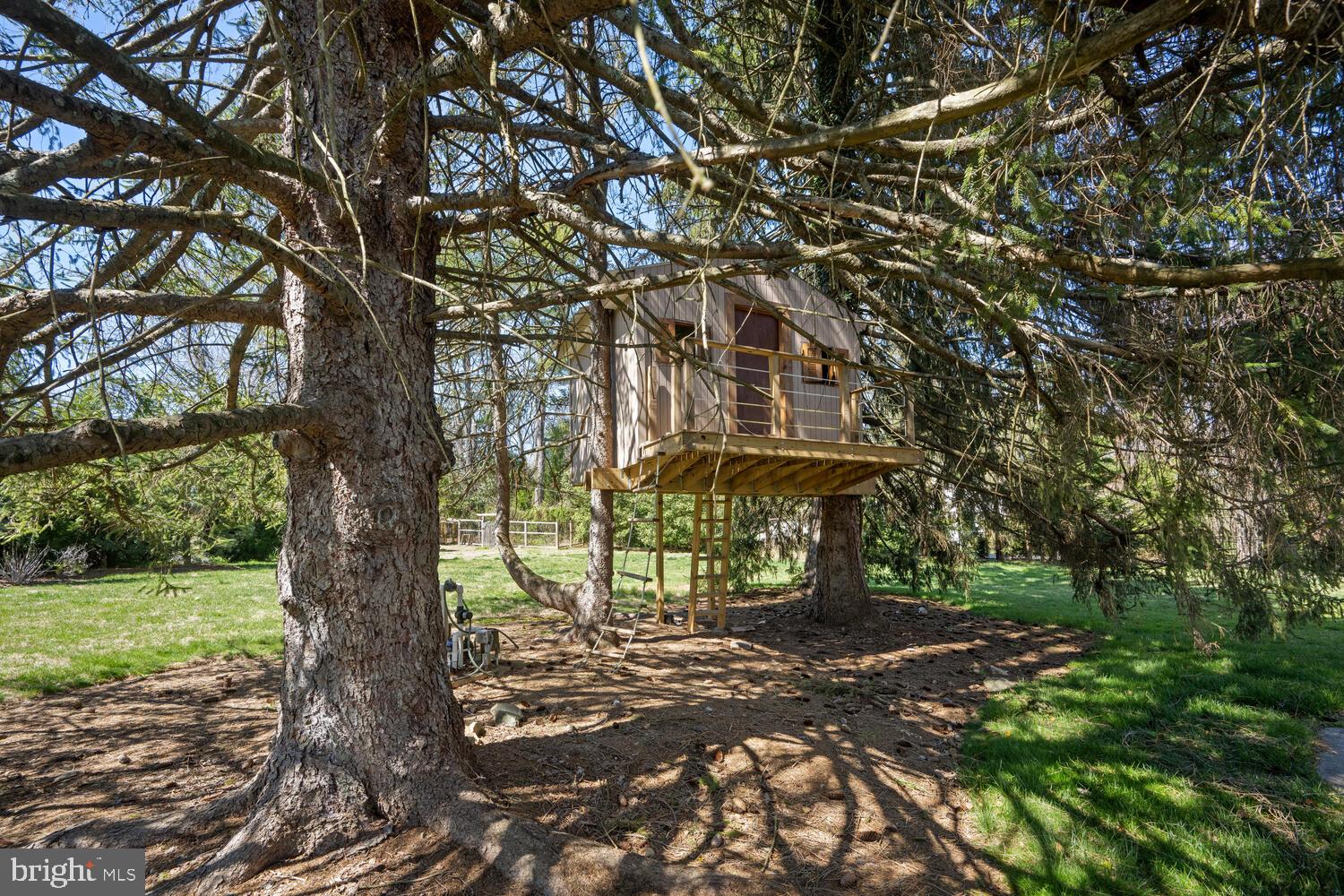 POTOMAC FALLS - Residential