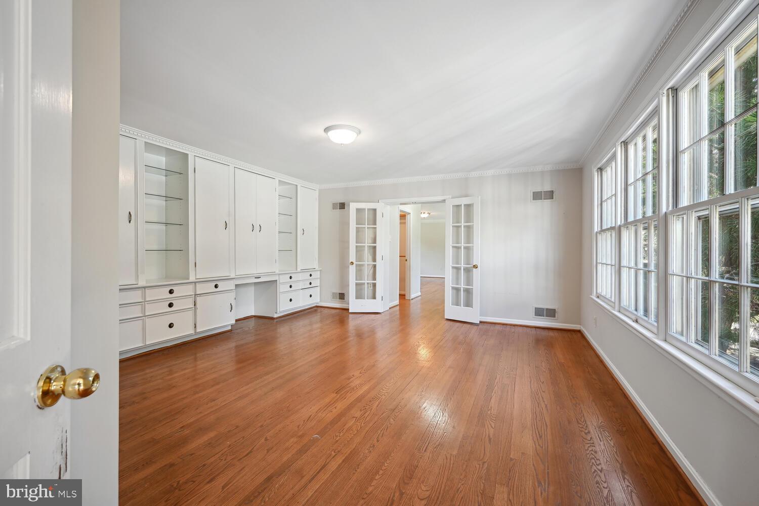 POTOMAC FALLS - Residential