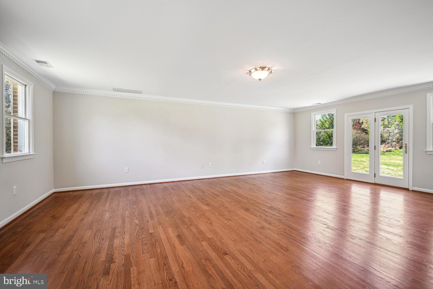 POTOMAC FALLS - Residential