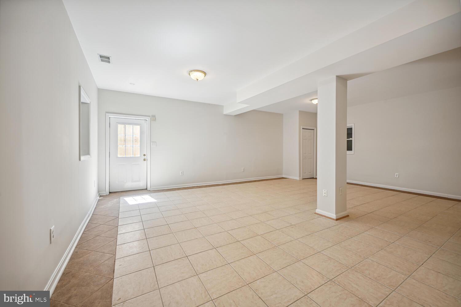 POTOMAC FALLS - Residential