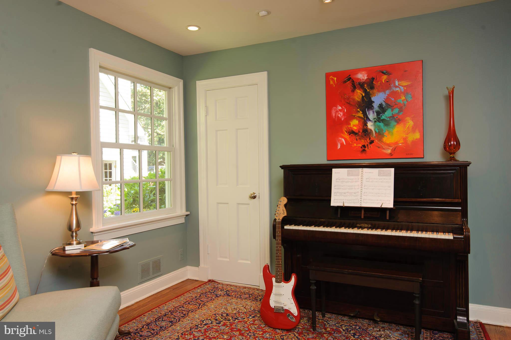 LINSTEAD - Residential