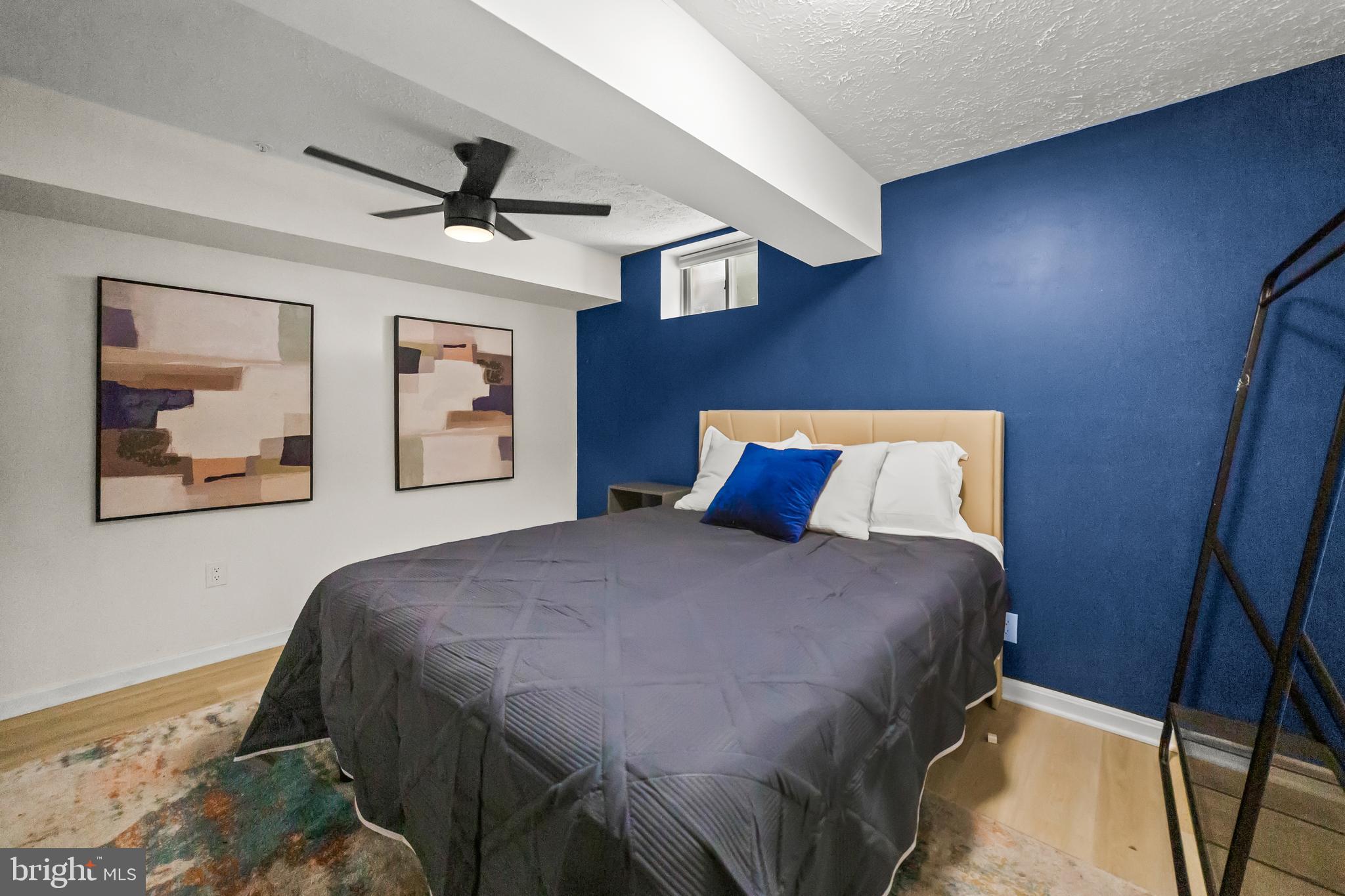 COUNTRYSIDE - Residential