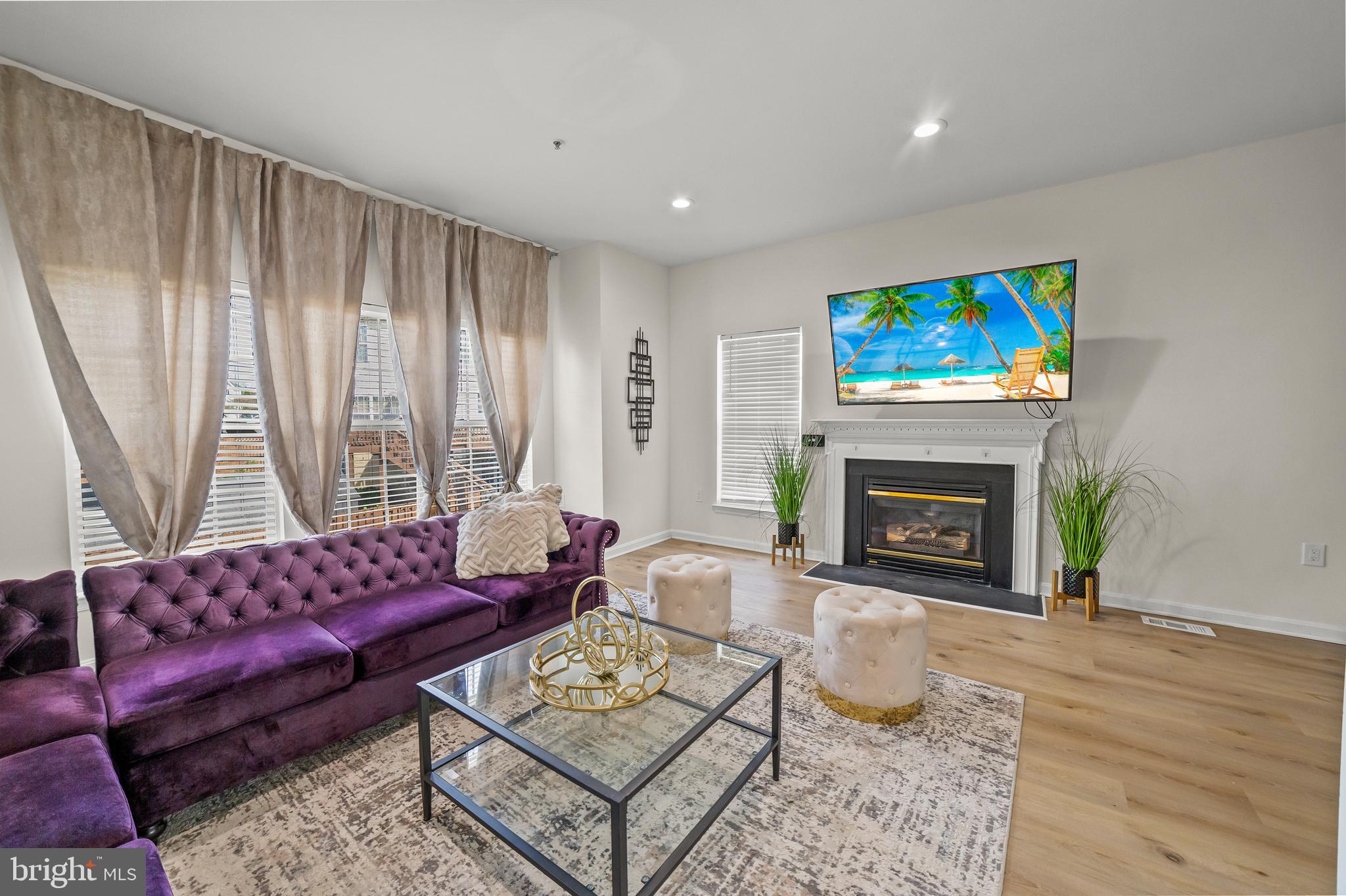 COUNTRYSIDE - Residential