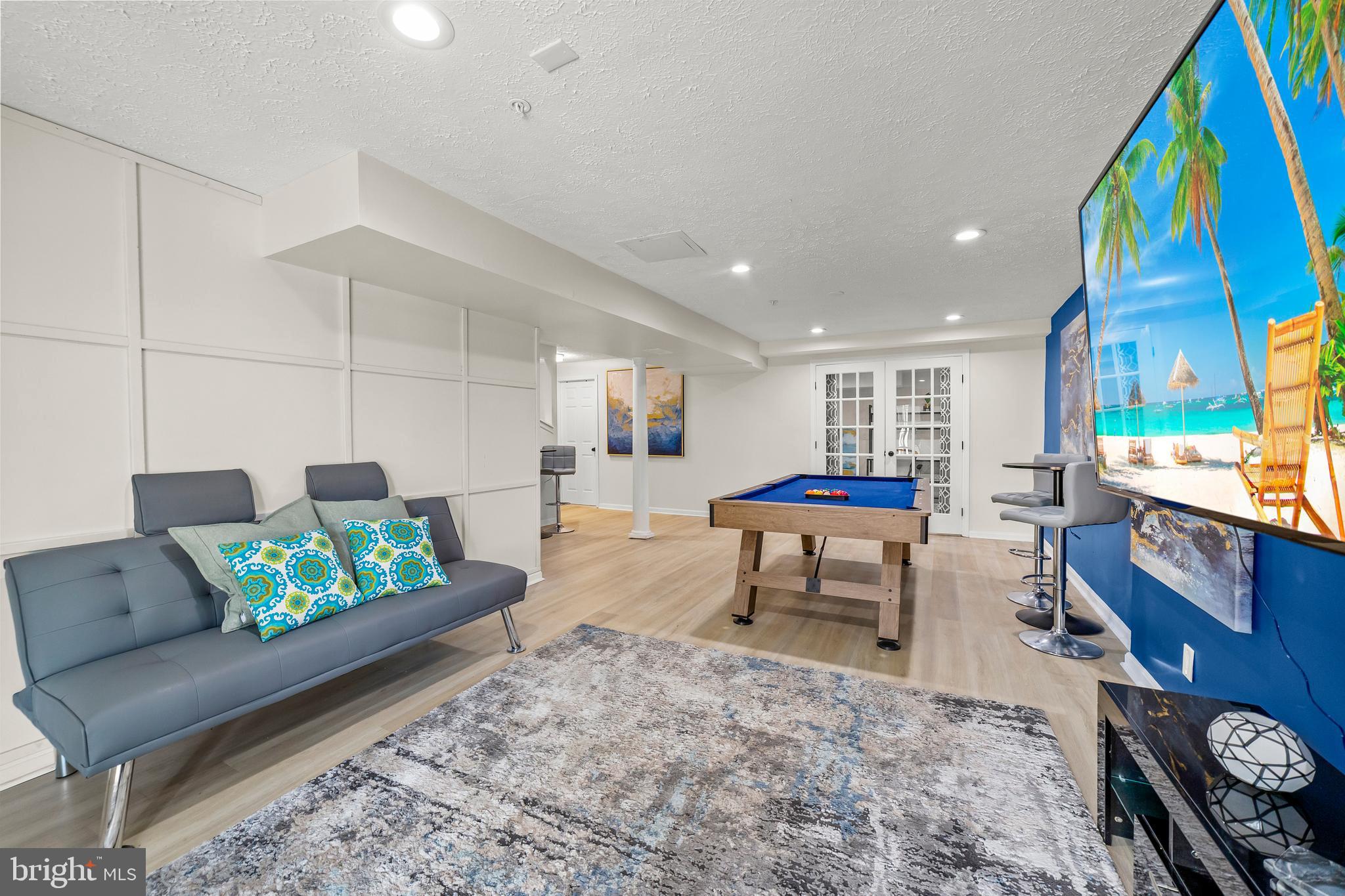 COUNTRYSIDE - Residential