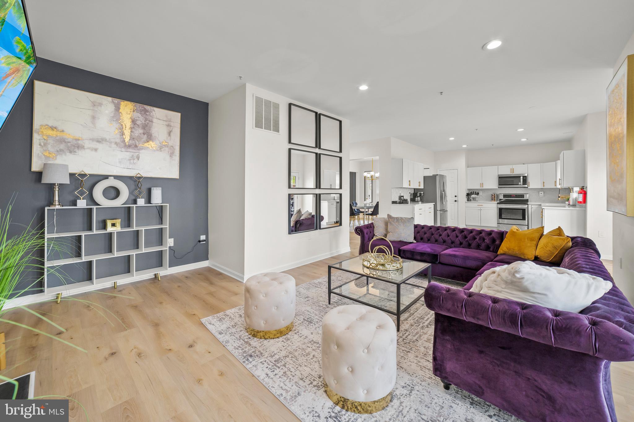 COUNTRYSIDE - Residential