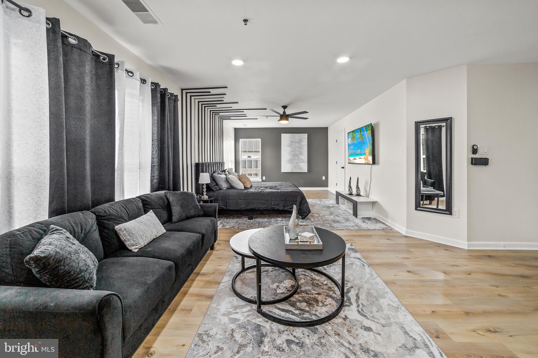 COUNTRYSIDE - Residential