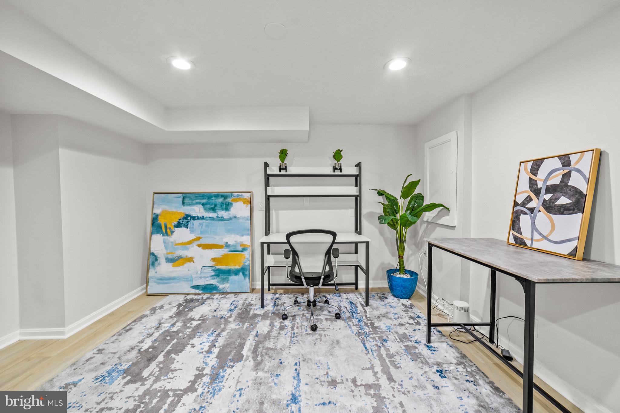 COUNTRYSIDE - Residential