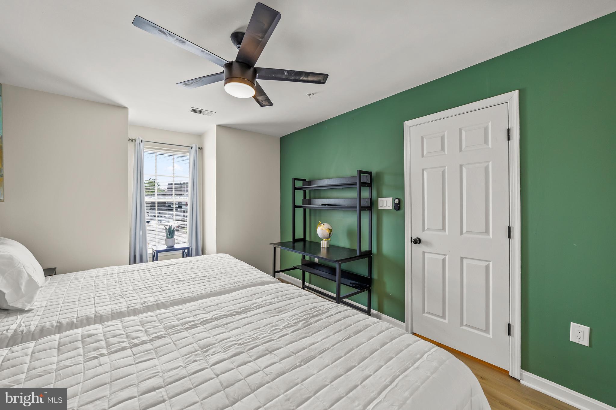 COUNTRYSIDE - Residential