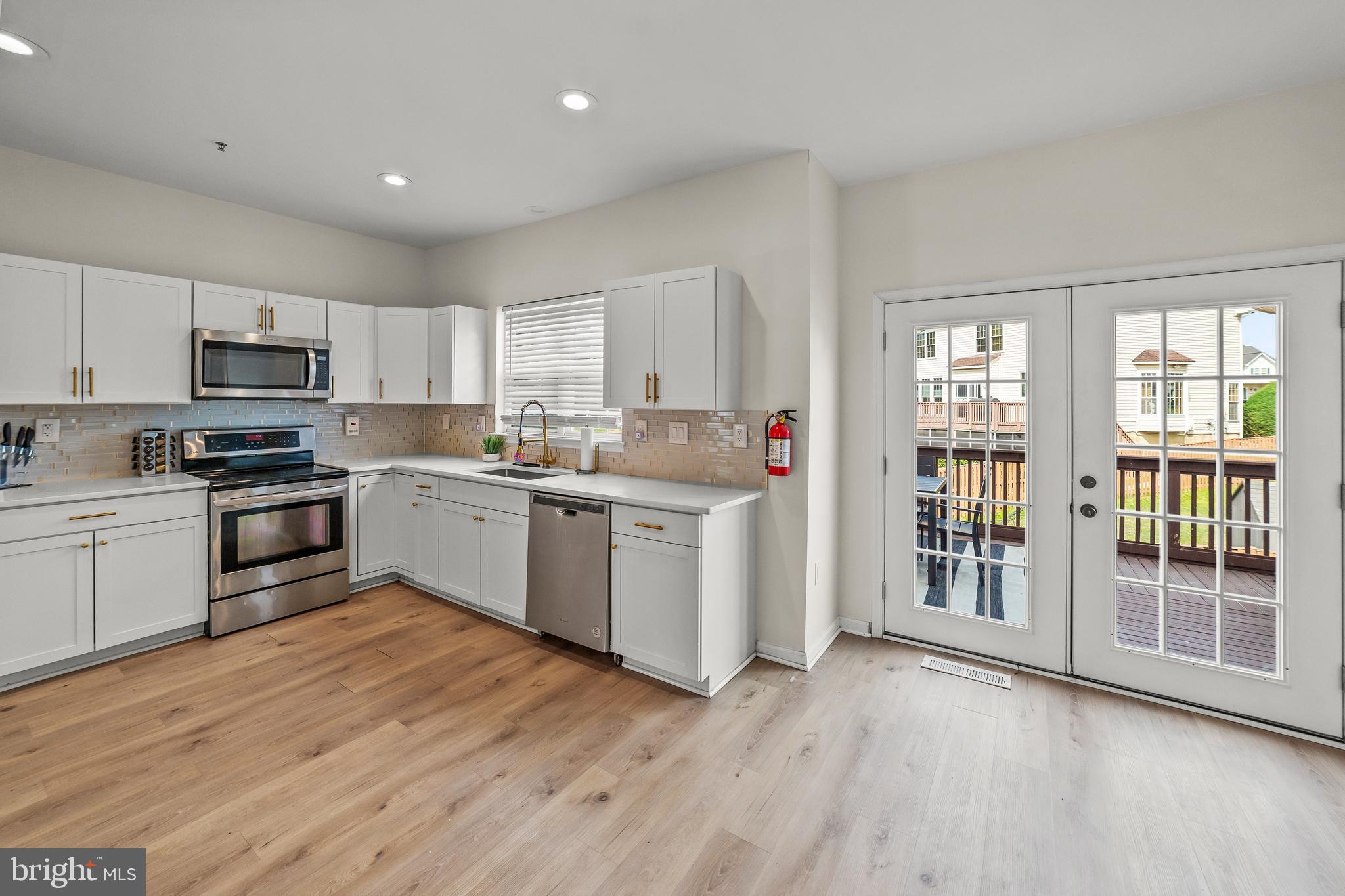 COUNTRYSIDE - Residential