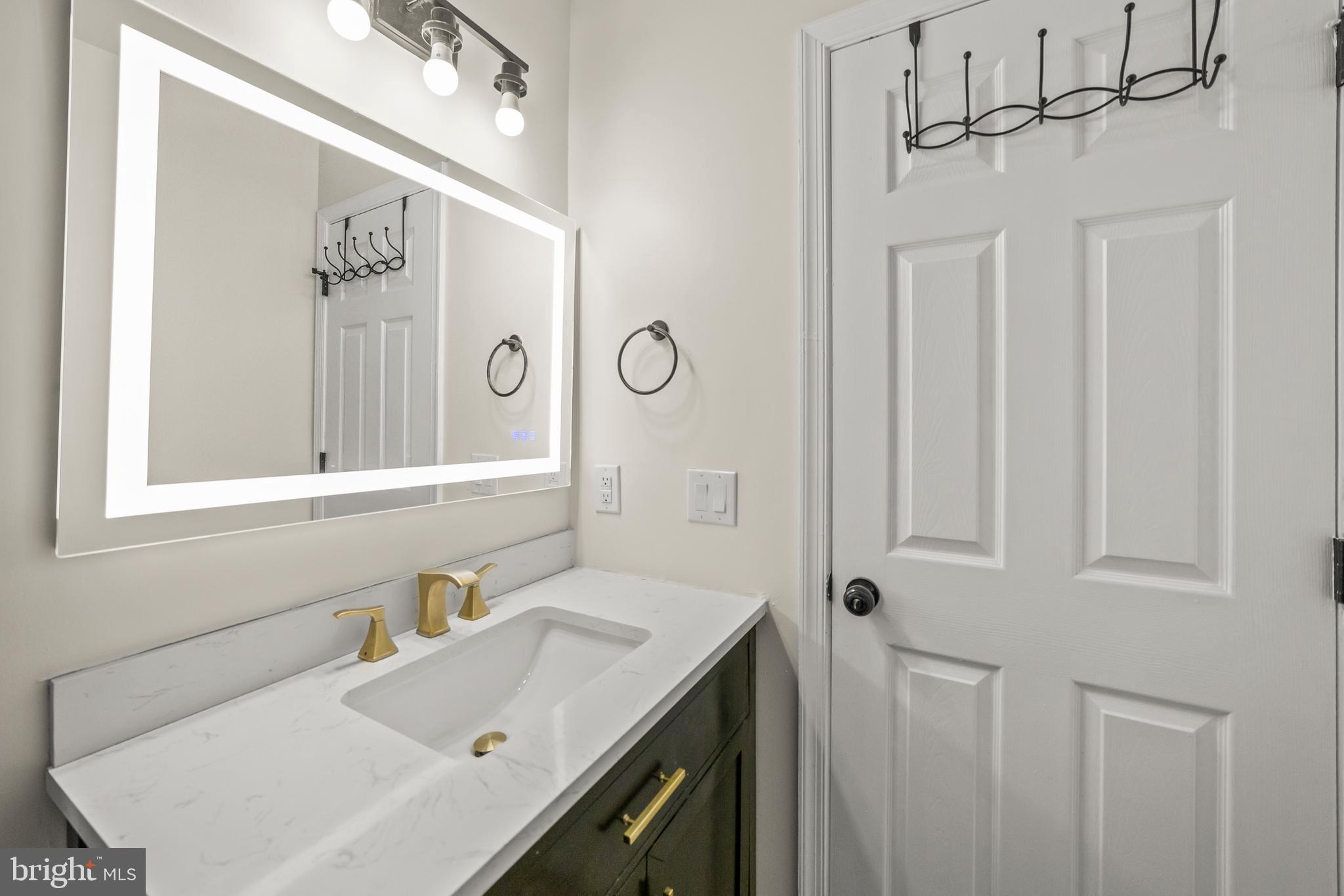 COUNTRYSIDE - Residential