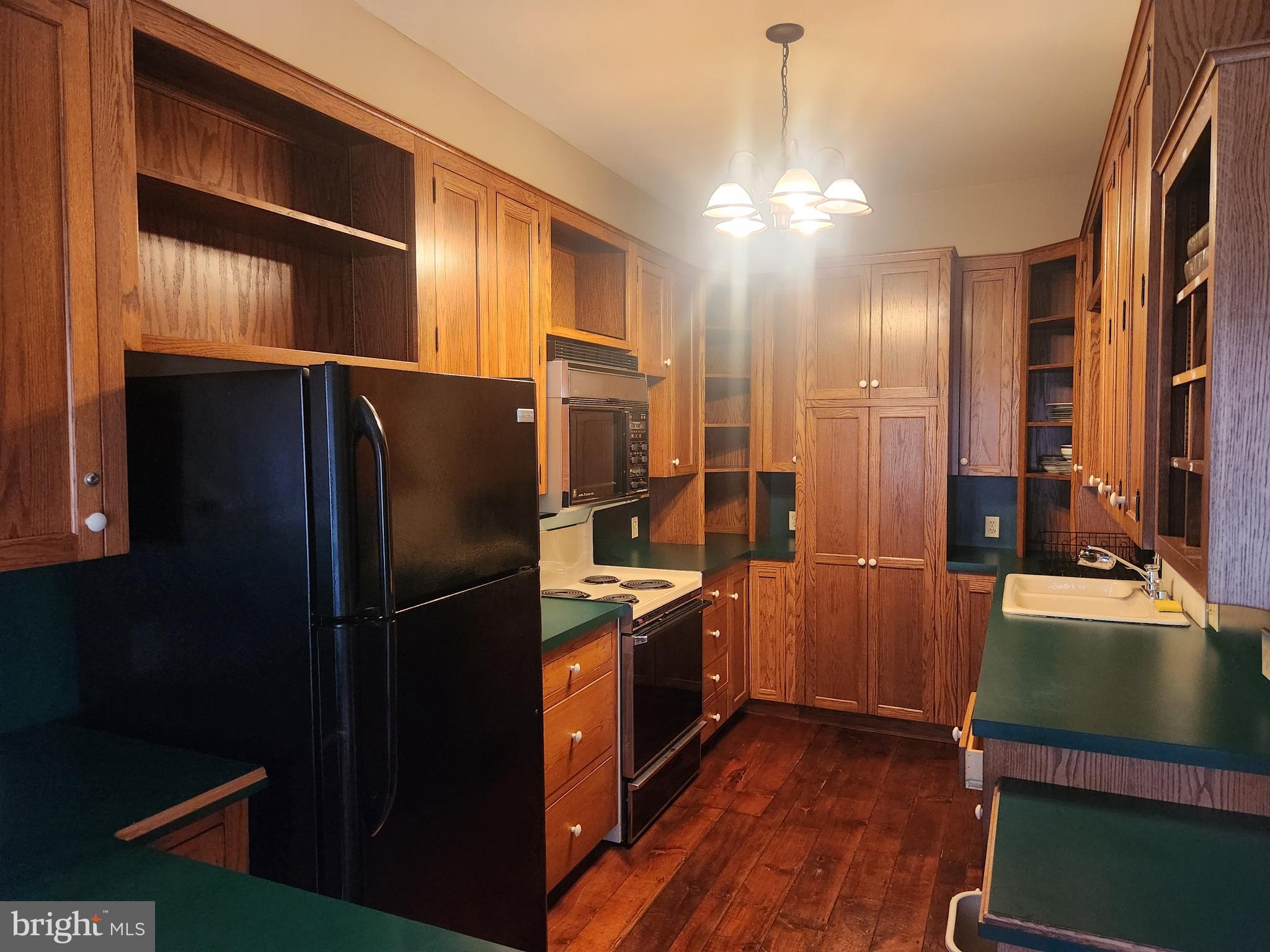 MANHEIM BOROUGH - Residential