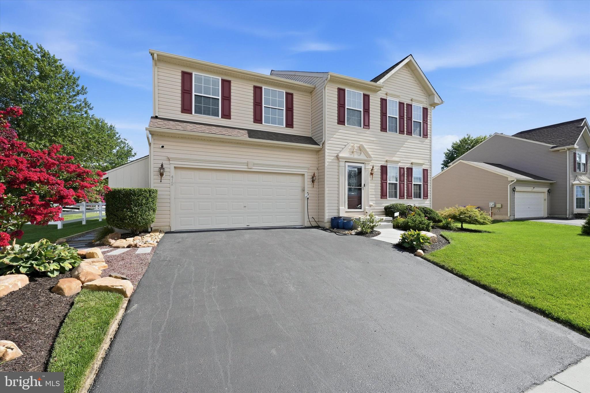 412 PRESTWICK PLACE