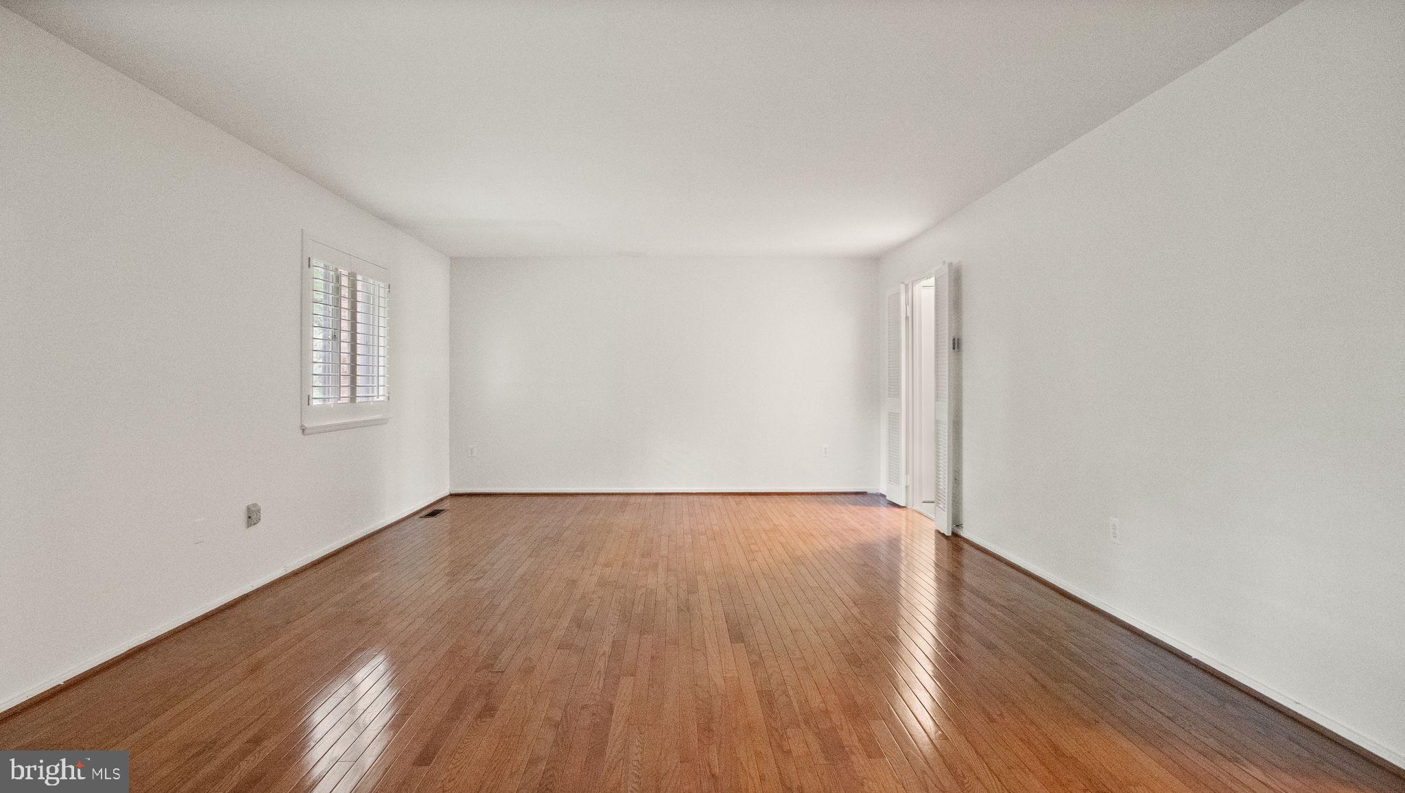 FOREST EDGE - Residential