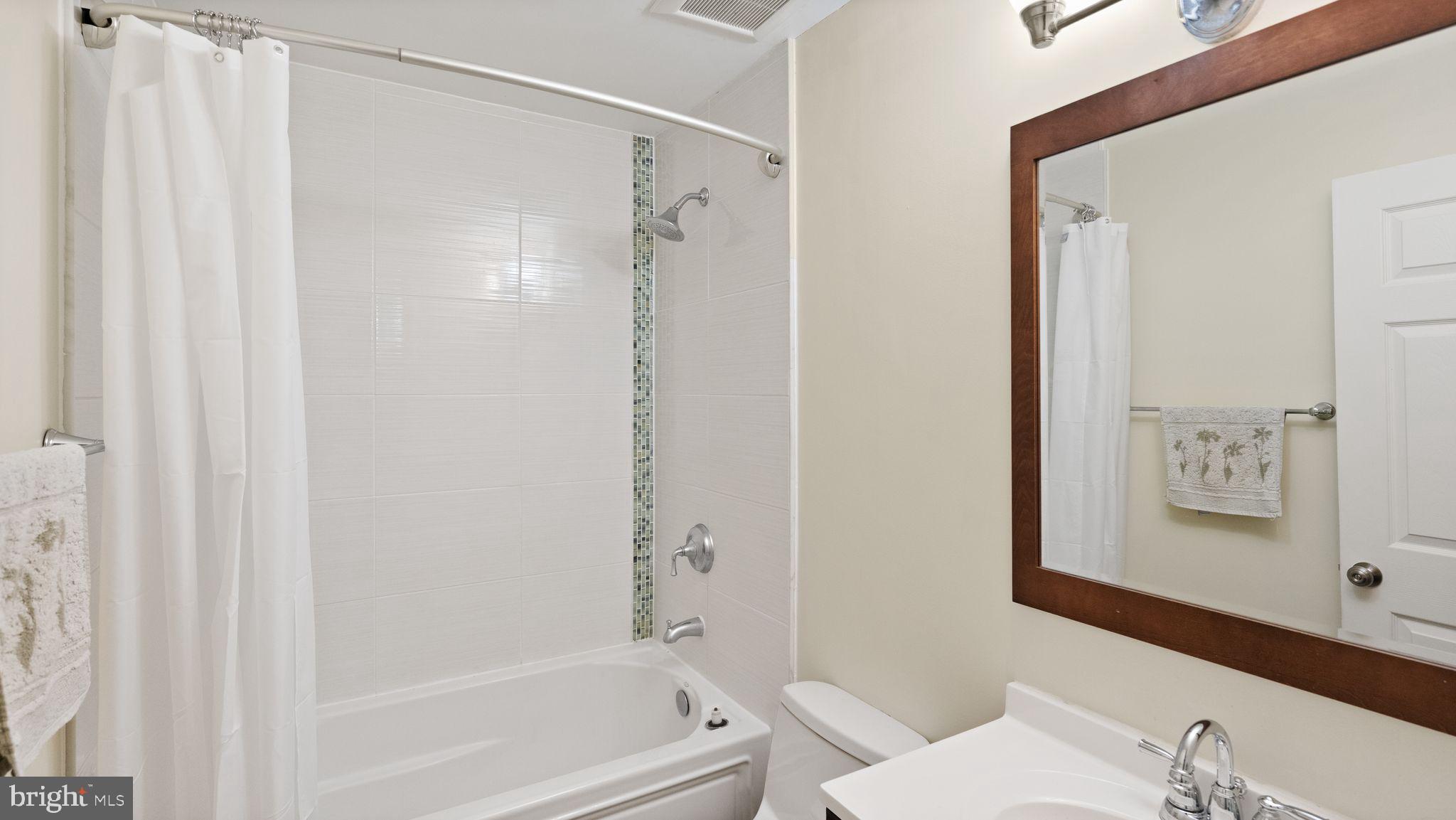 FOREST EDGE - Residential