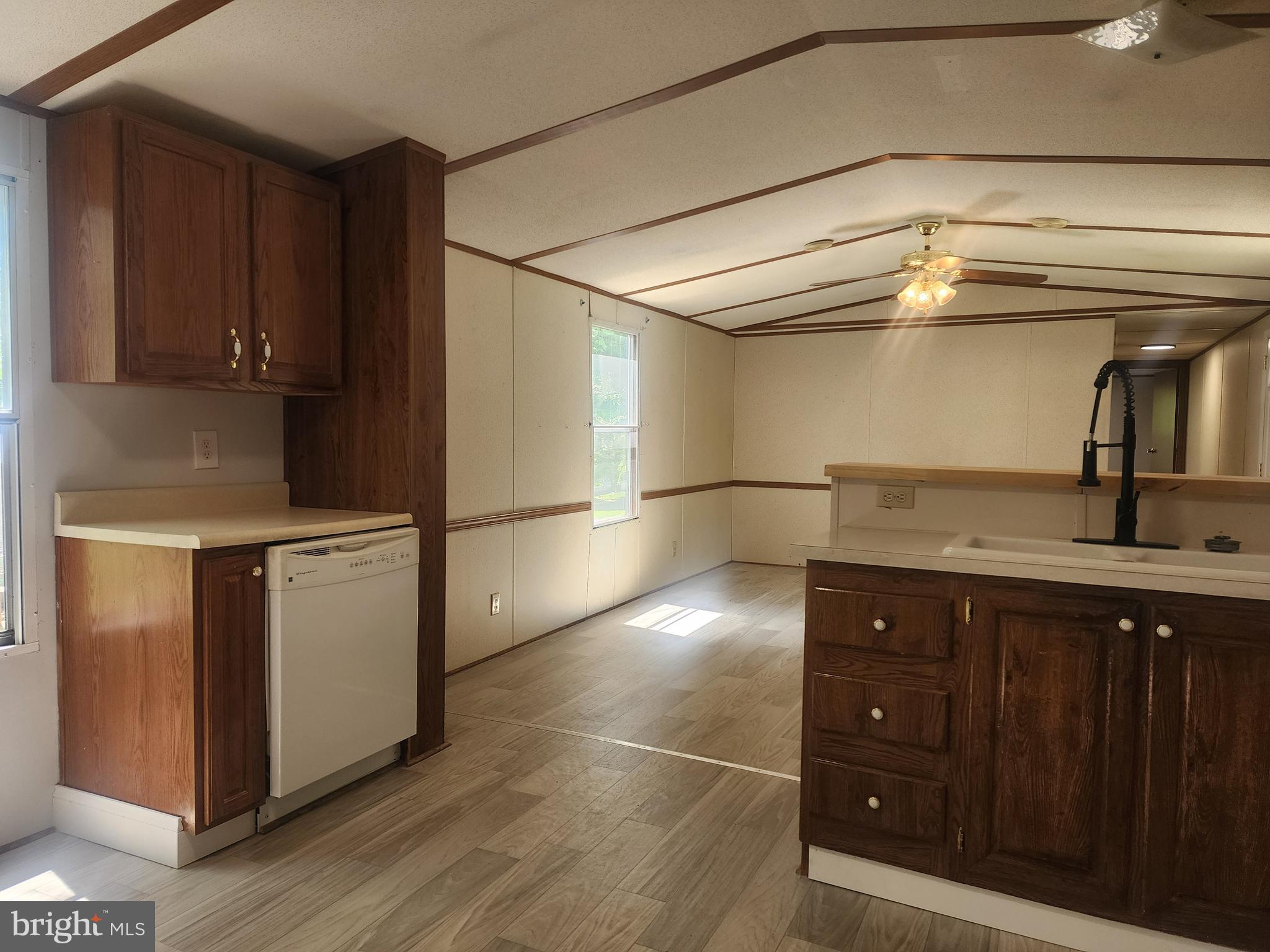 MOUNTAIN VIEW TERRACE - Residential