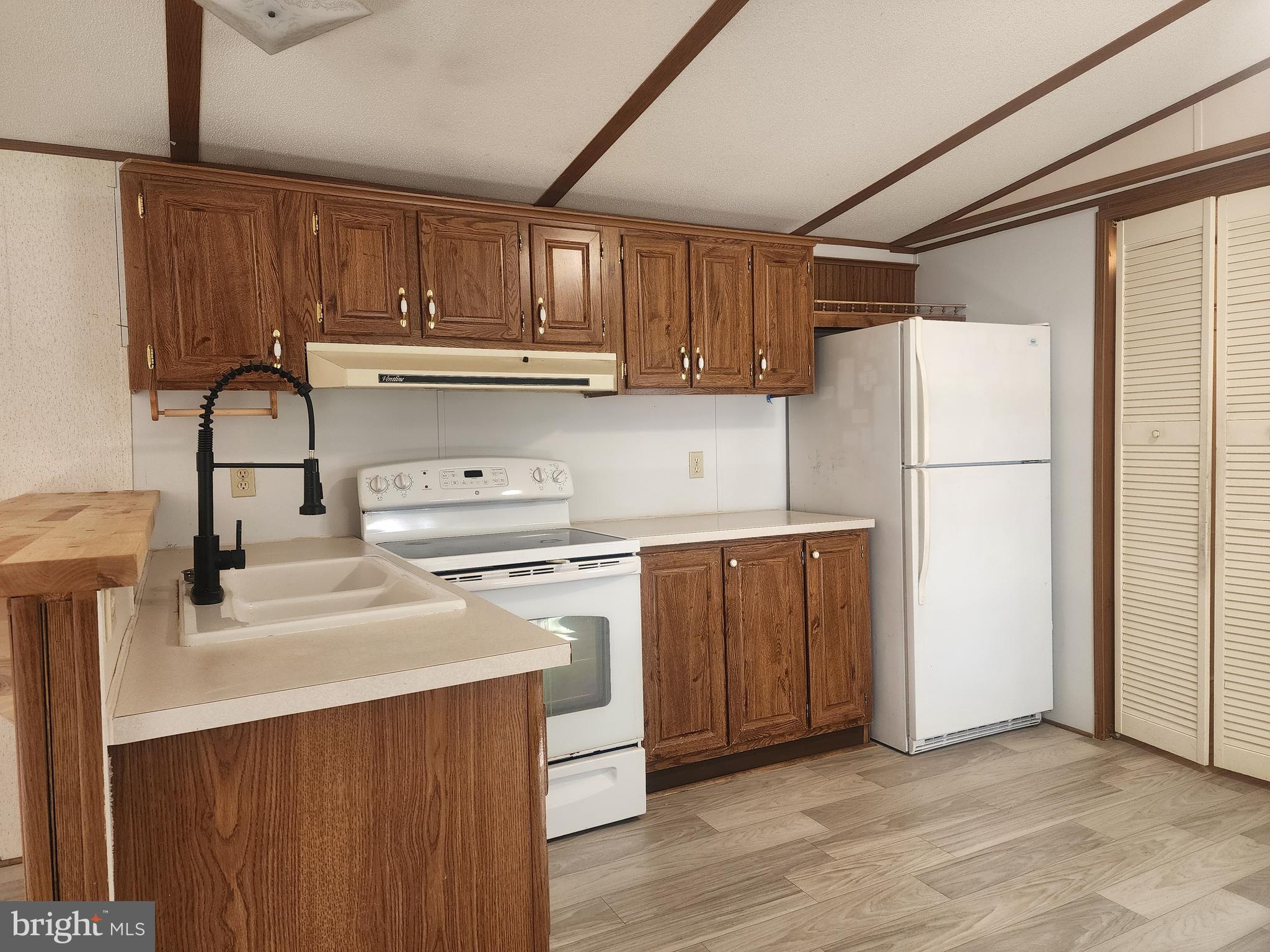 MOUNTAIN VIEW TERRACE - Residential
