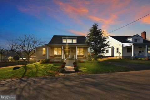 Photo of 22 HARVARD AVE, LANCASTER, PA 17603 (MLS # PALA2043456)