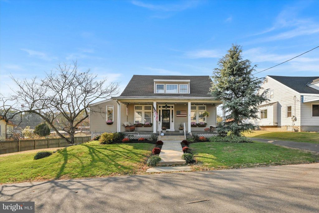 Photo of 22 HARVARD AVE, LANCASTER, PA 17603 (MLS # PALA2043456)