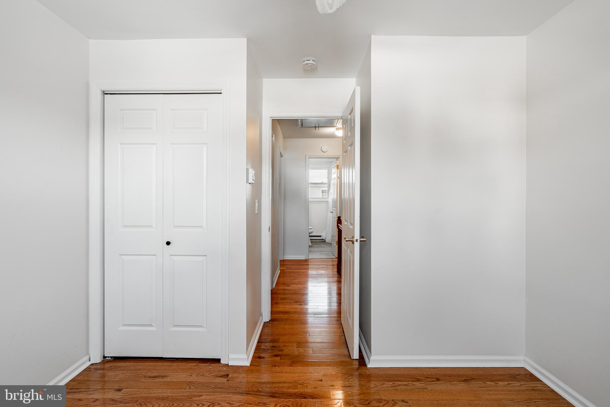 INGLESIDE VILLAGE - Residential