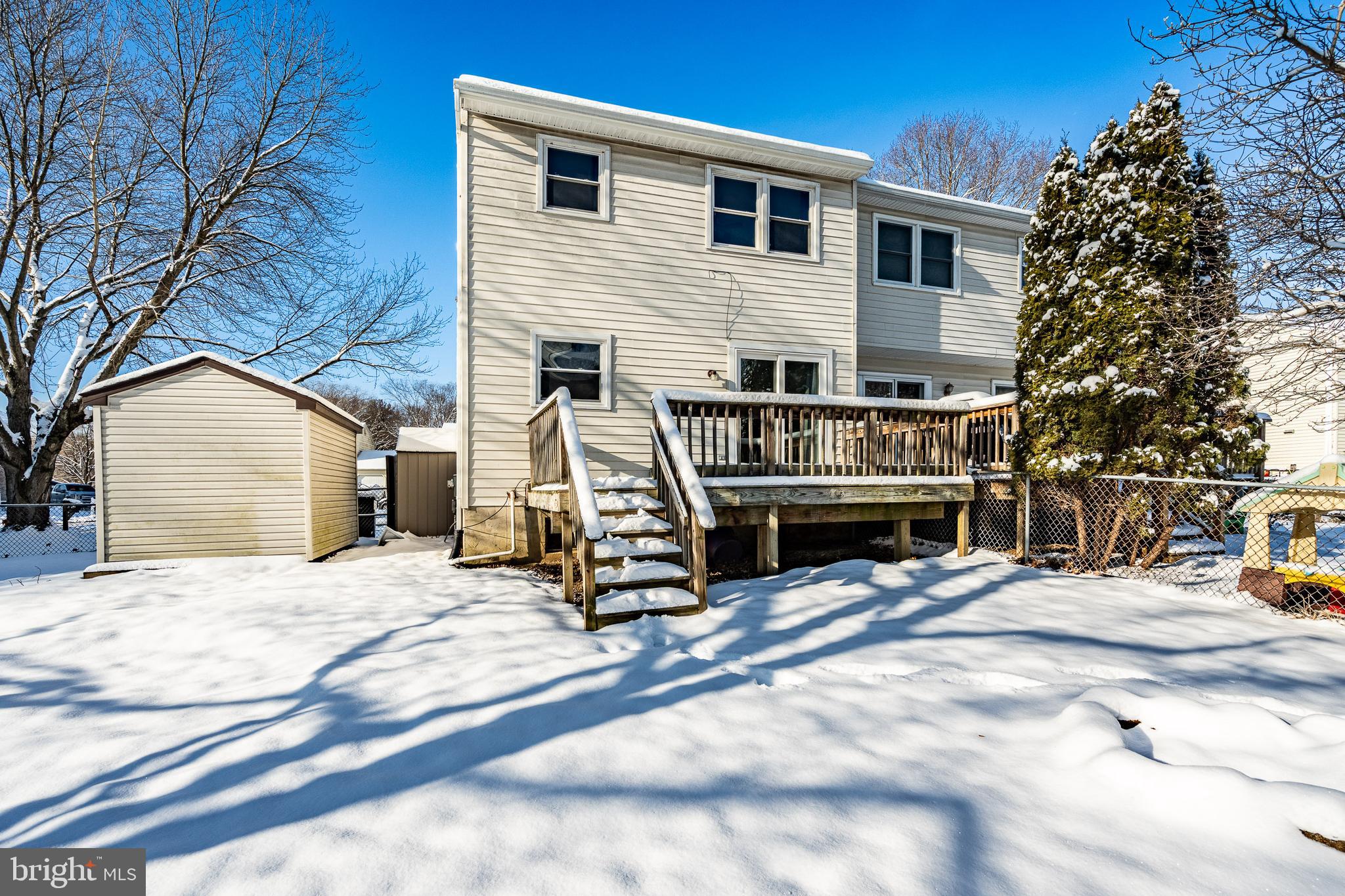 INGLESIDE VILLAGE - Residential