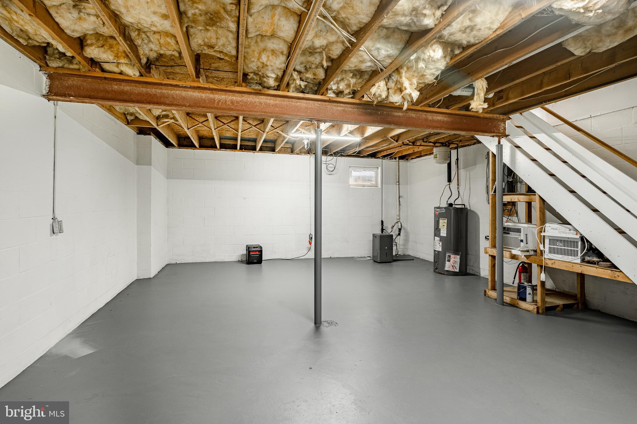 INGLESIDE VILLAGE - Residential