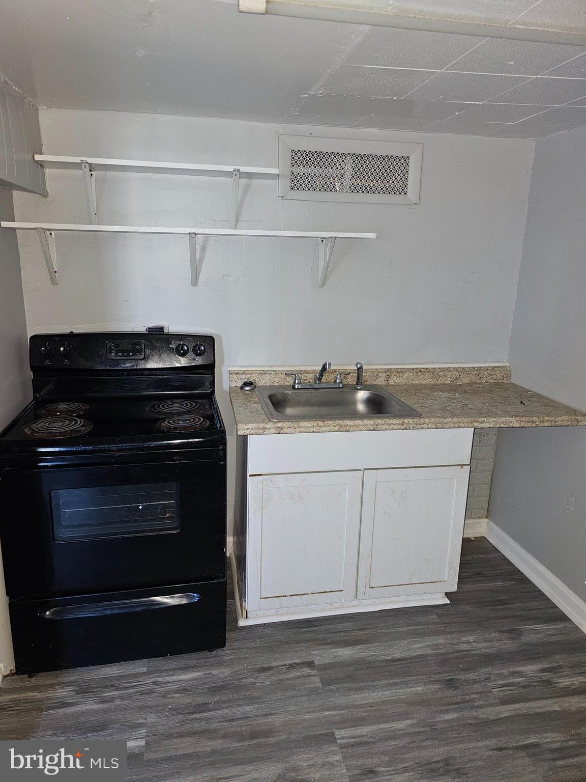 BELAIR-EDISON - Residential Lease