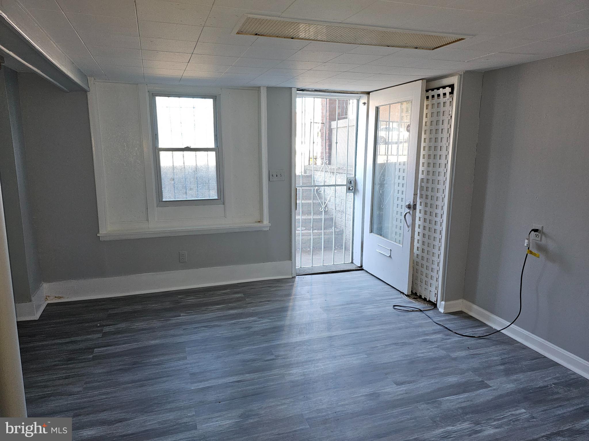 BELAIR-EDISON - Residential Lease