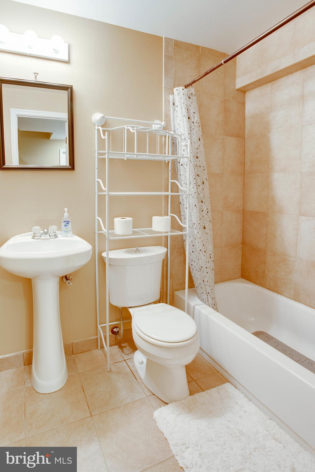 DALE CITY - Residential