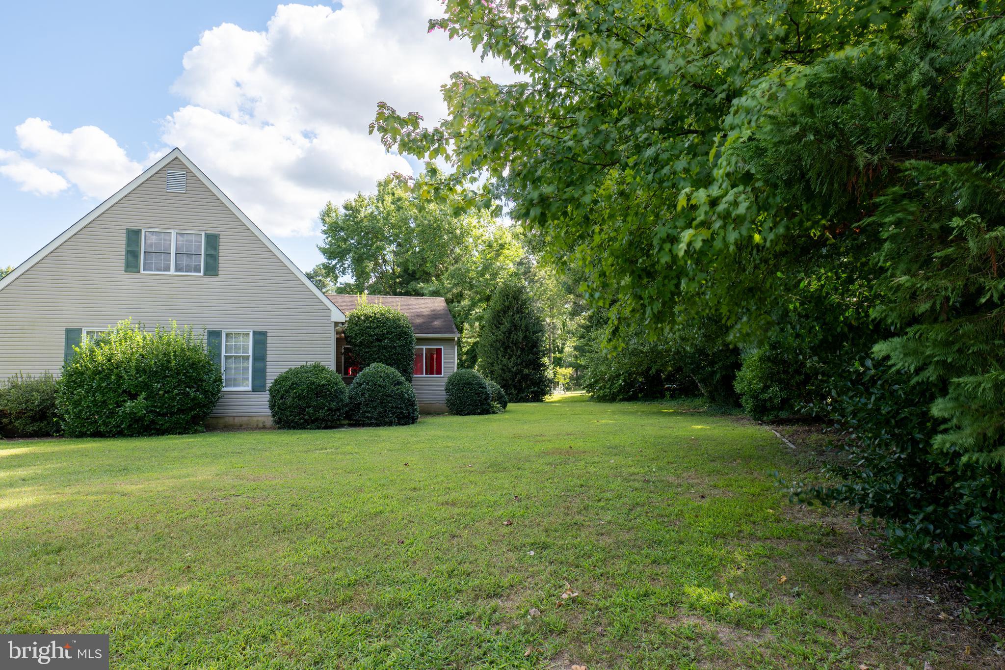 9 FAIRWAY EAST DRIVE