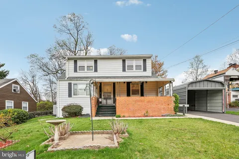 3120 Chepstow Lane, Falls Church, VA MLS: VAFX2232294
