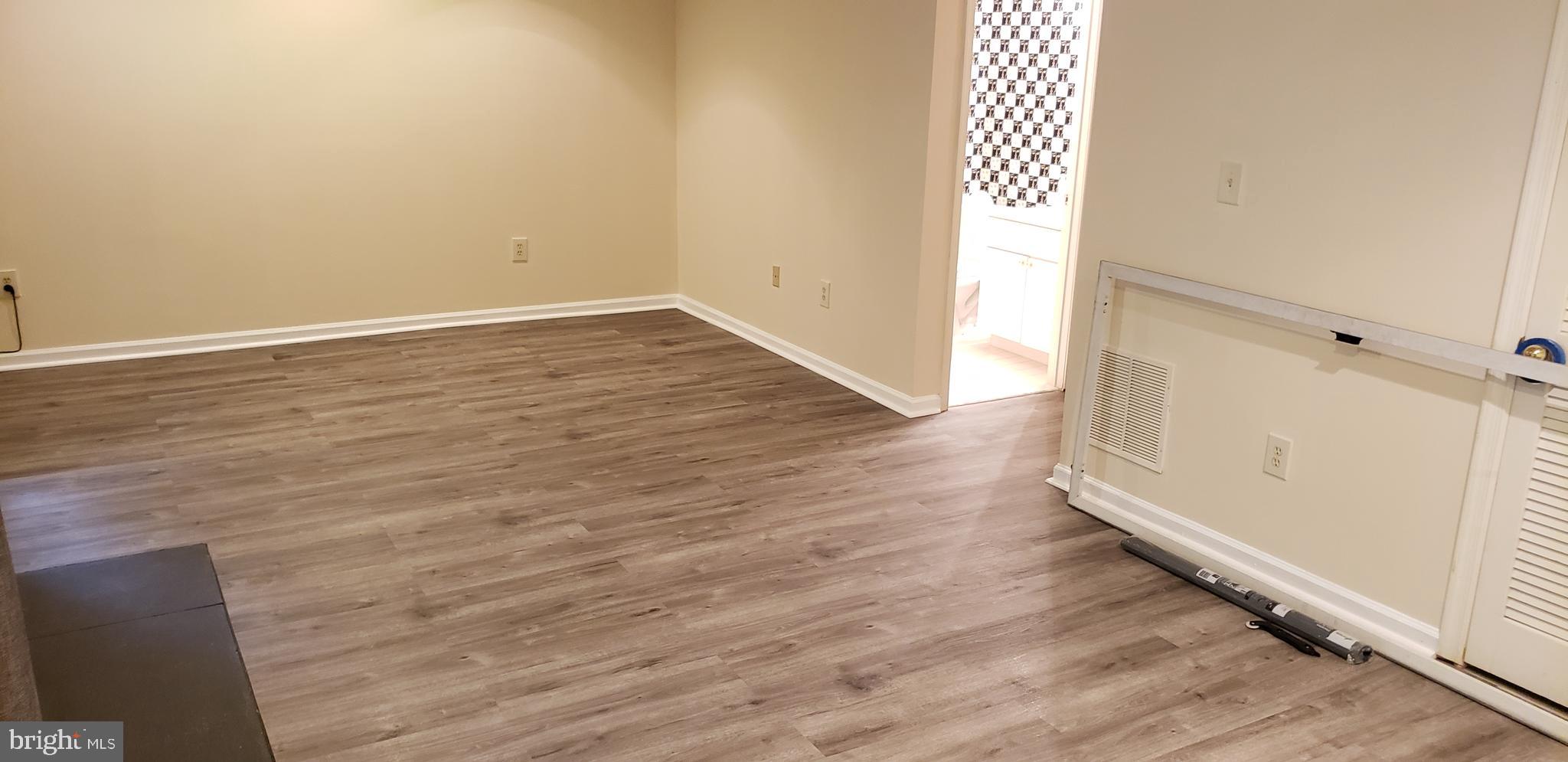 FALLSTONE - Residential Lease