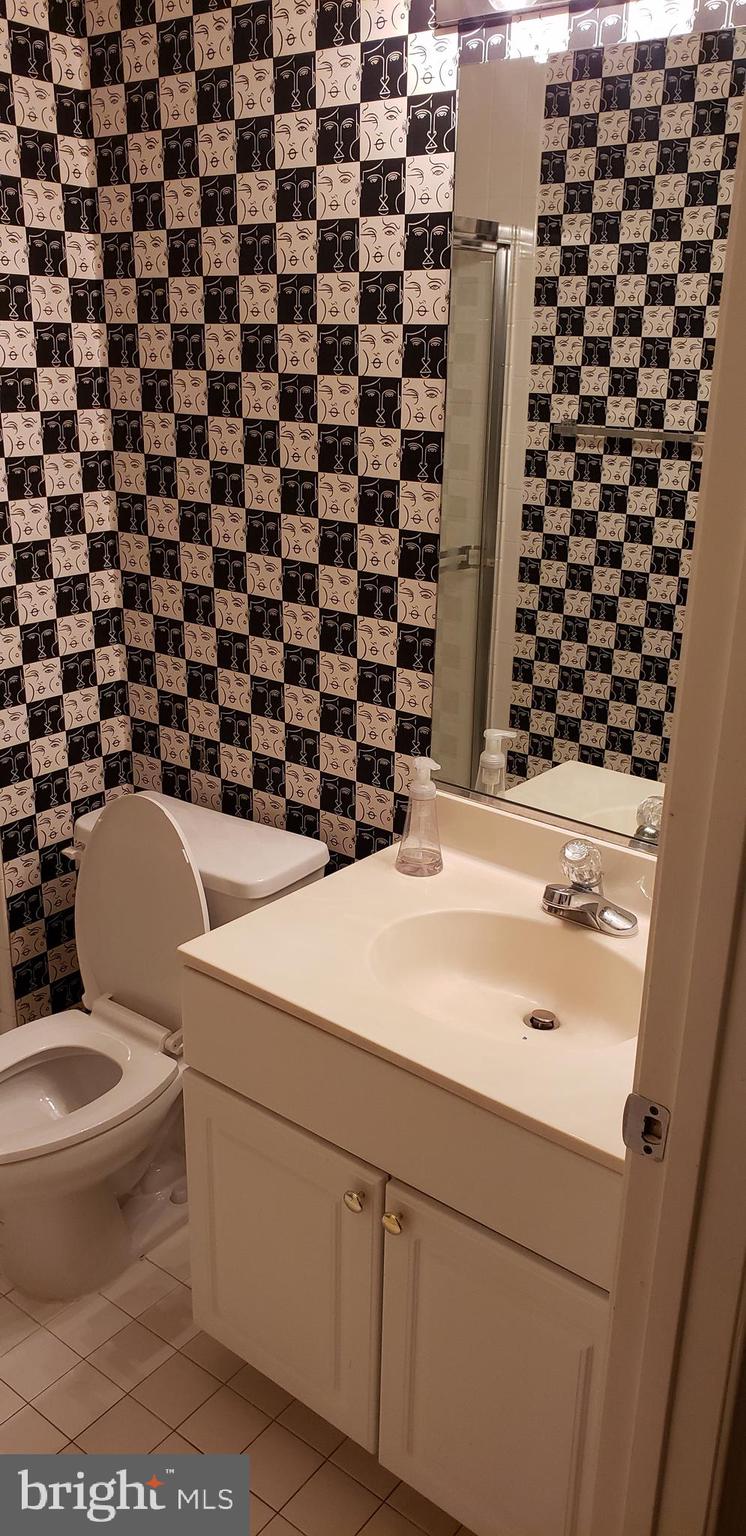 FALLSTONE - Residential Lease