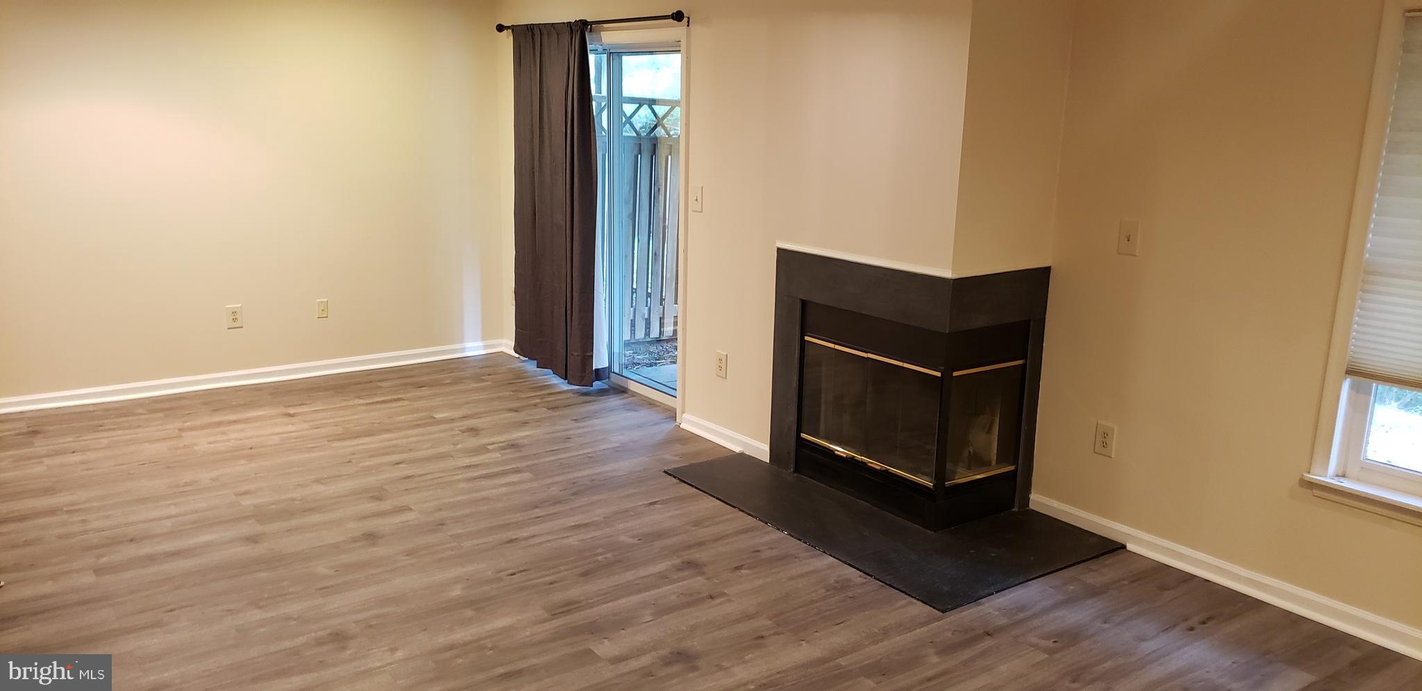 FALLSTONE - Residential Lease