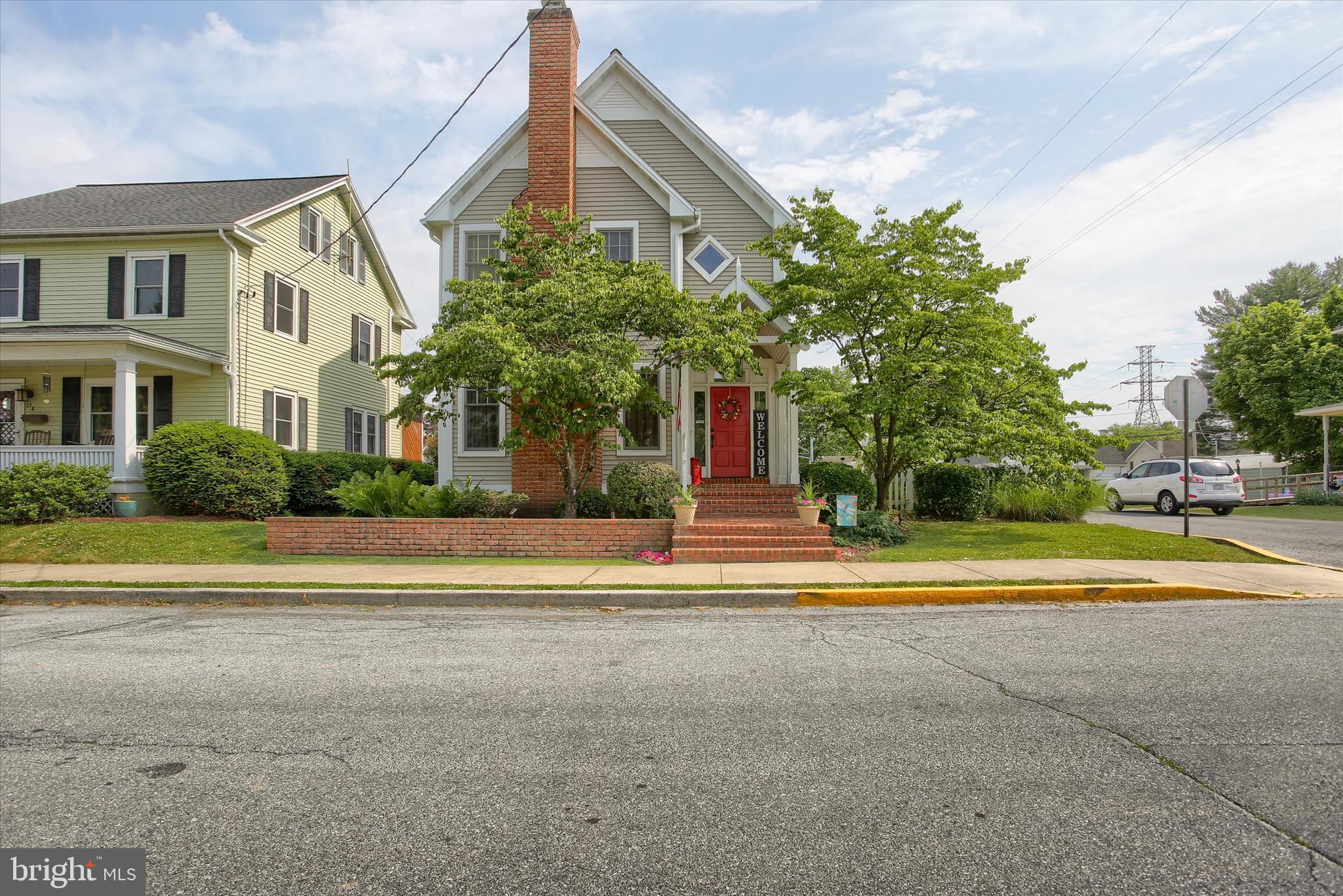 535 W HIGH STREET