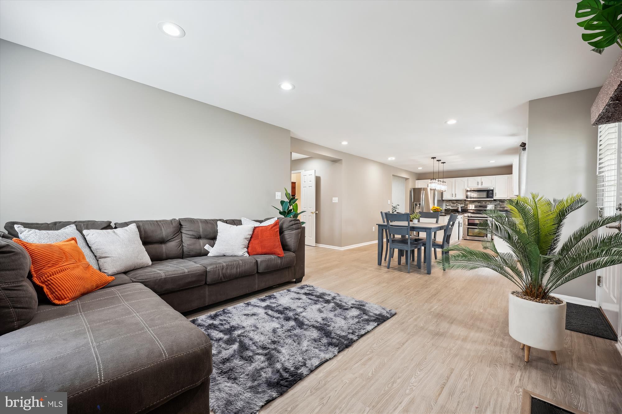 COVENTRY - Residential