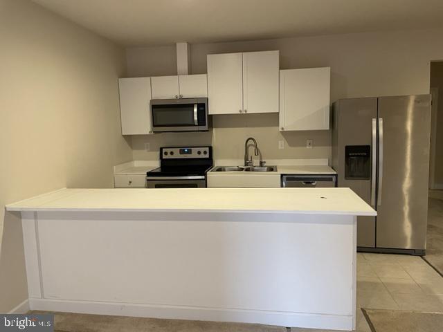 Like New, Beautiful private basement studio for rent in sought after Vistas at Lansdowne community. Private walkout entrance. Studio layout with 1,190 square feet of living space, full bath, full kitchen with built in microwave, stove, refrigerator, dishwasher and large island. Separate full-size washer and dryer in unit. Rent includes ALL utilities, cable & internet. Plenty of visitor parking on the side of the property. Location, Location, Location! Close to shopping, restaurants, Inova Loudoun Hospital, all major commuter routes, commuter bus parking lots/park & ride, plus so much more!! Sorry, No pets. Please note property is located within a 55+ community but tenant can be of any age as they only require one 55+ in any residential home.