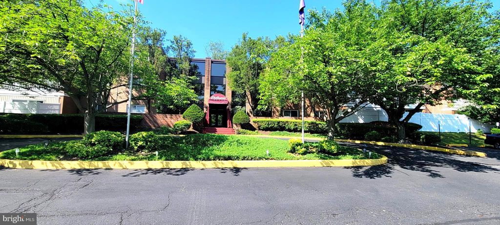 Photo of 46 Township Line Road #305, ELKINS PARK, PA 19027 (MLS # PAMC2146574)