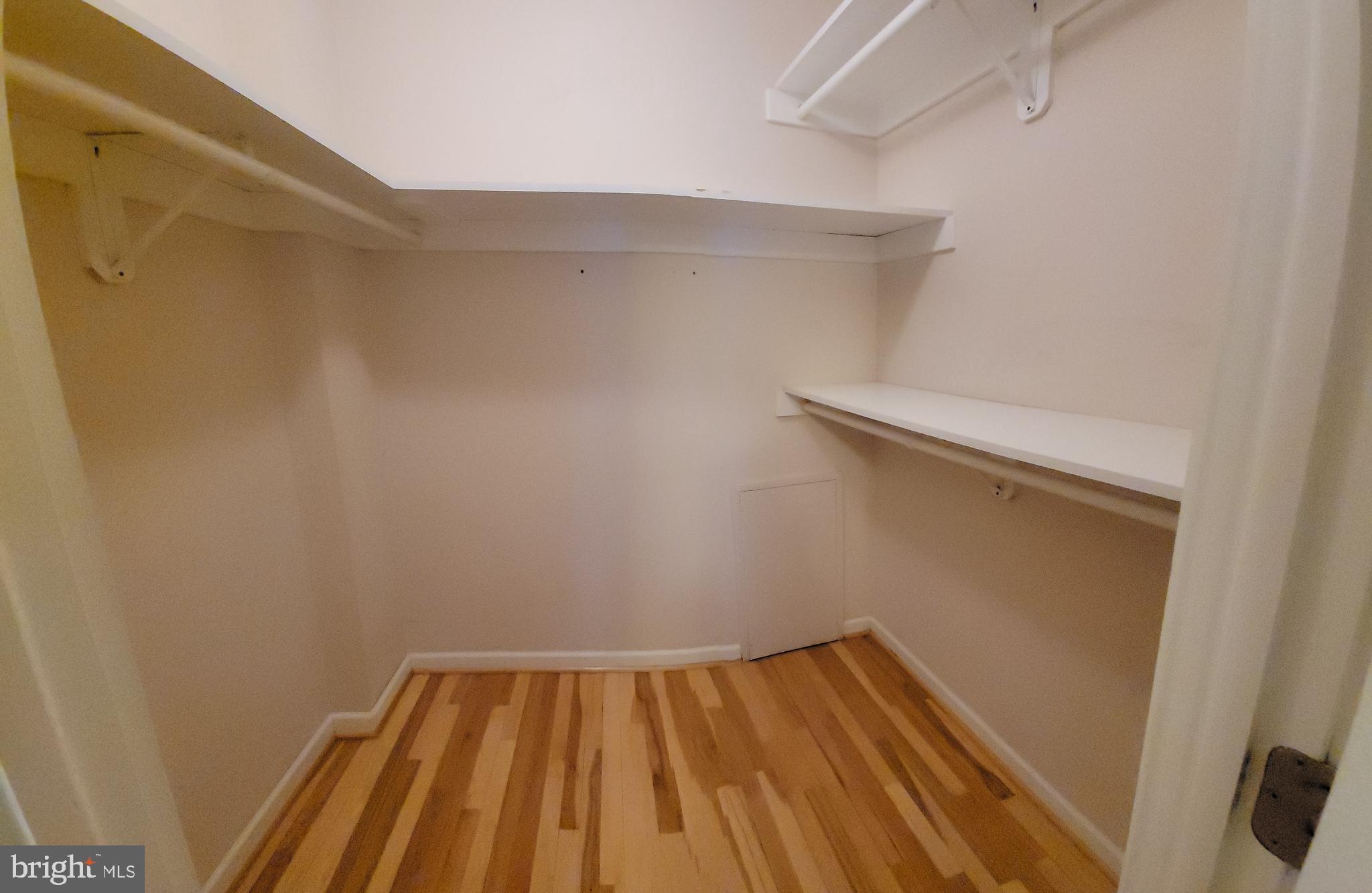 CHELBOURNE PLAZA - Residential