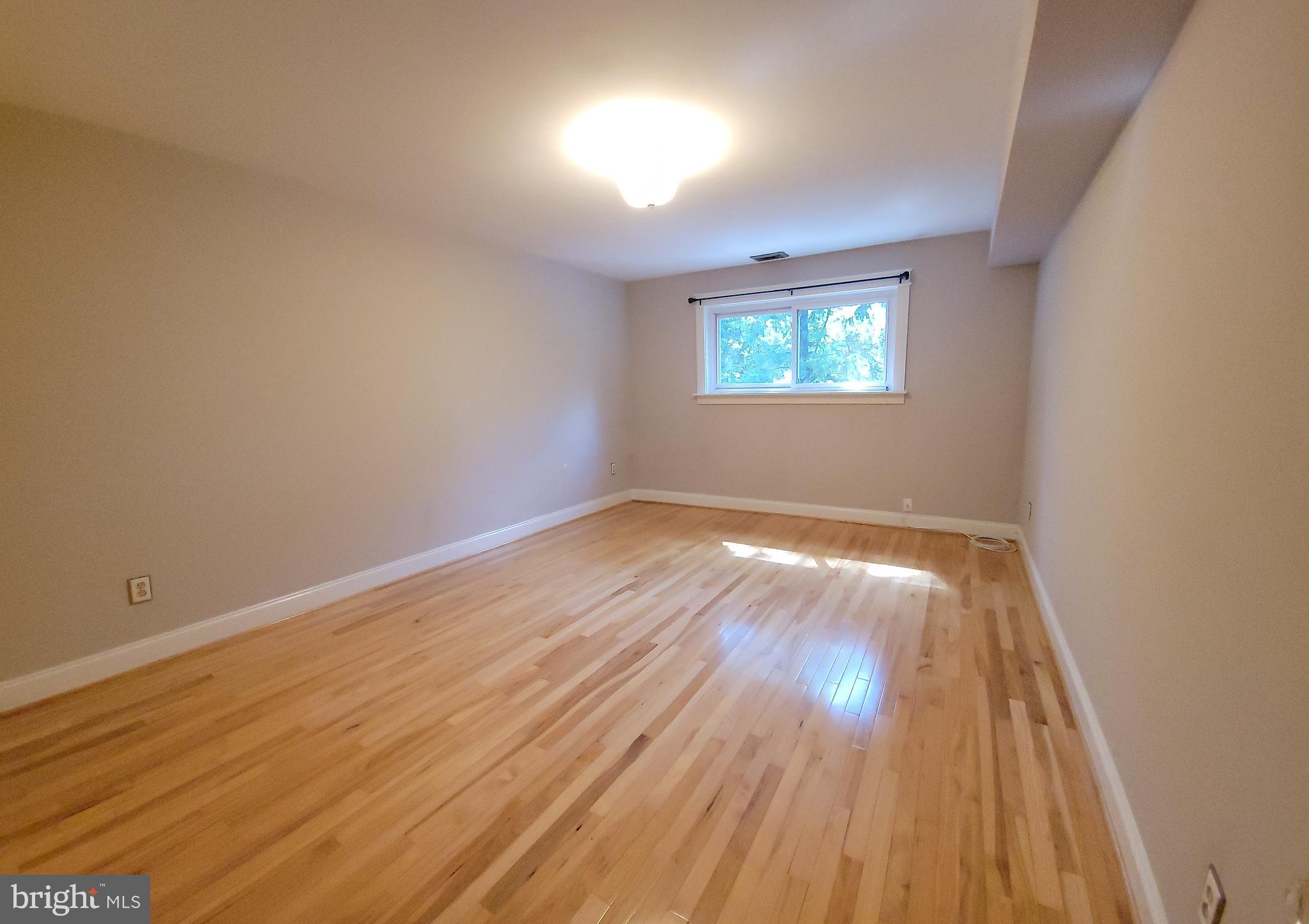 CHELBOURNE PLAZA - Residential