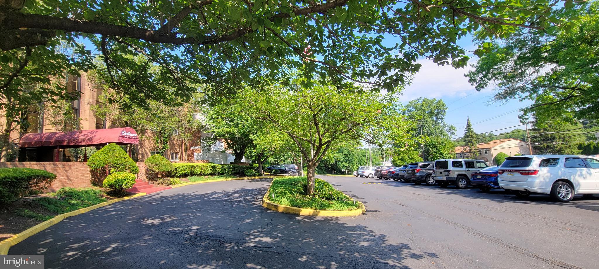 CHELBOURNE PLAZA - Residential