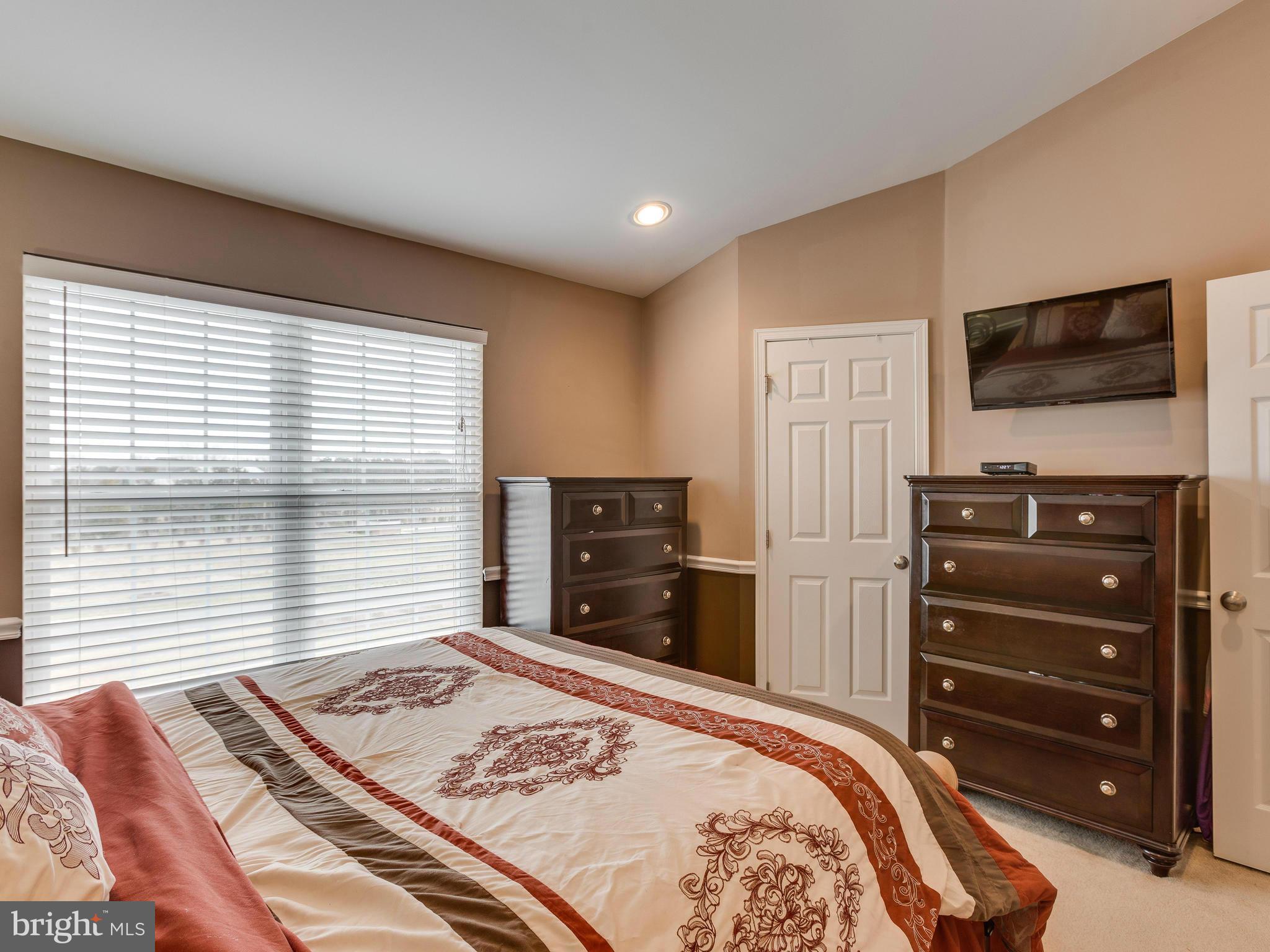 AMBERLEA AT SOUTH RIDING - Residential